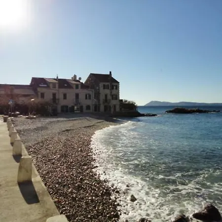 Lägenhet Kod Senke Komiža